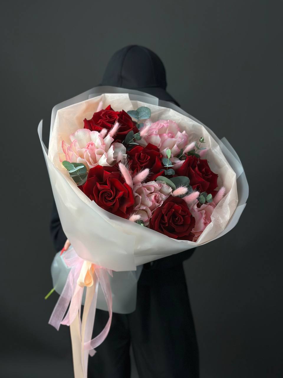 Розы и сухоцветы