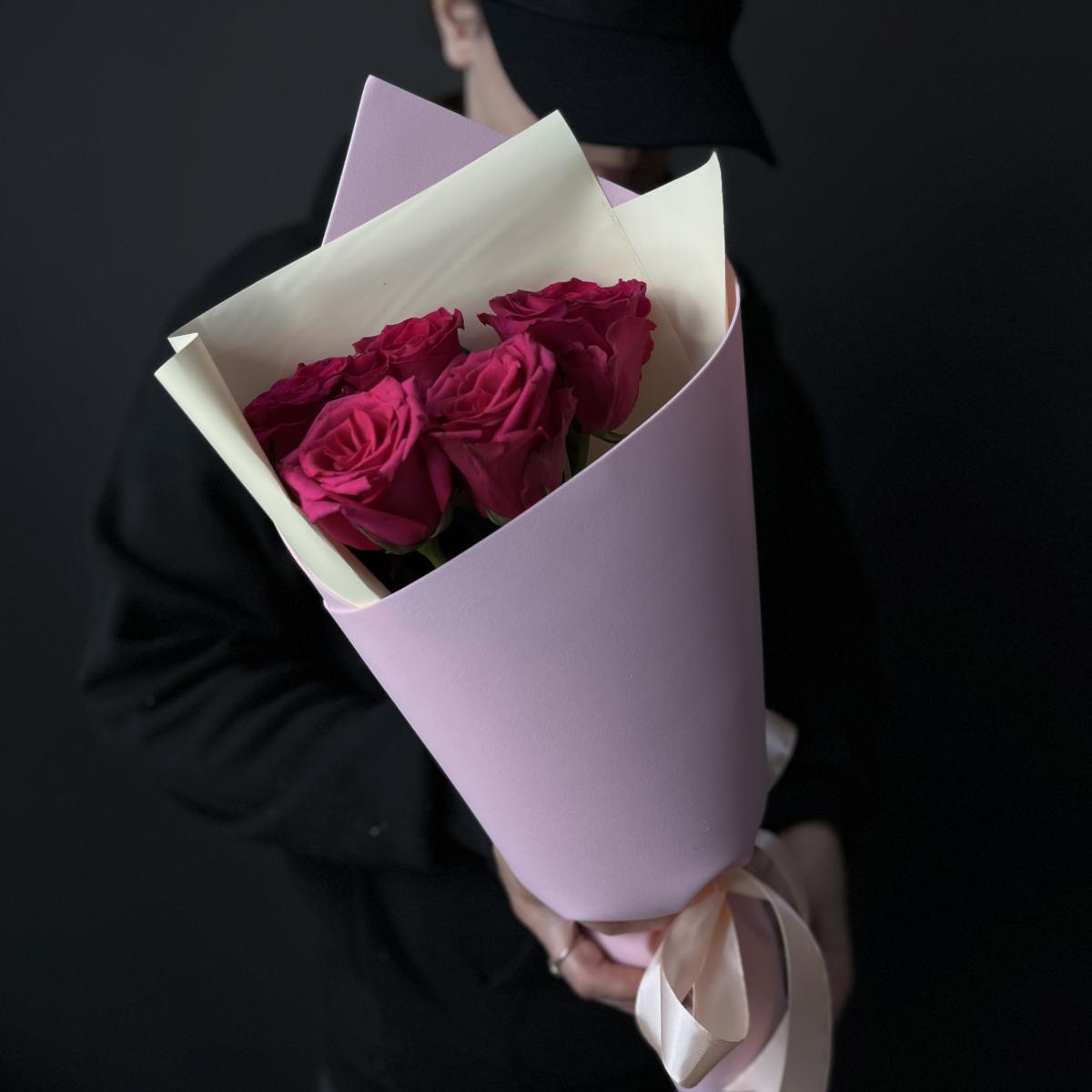 Композиция из розовых роз 40 см (Эквадор)